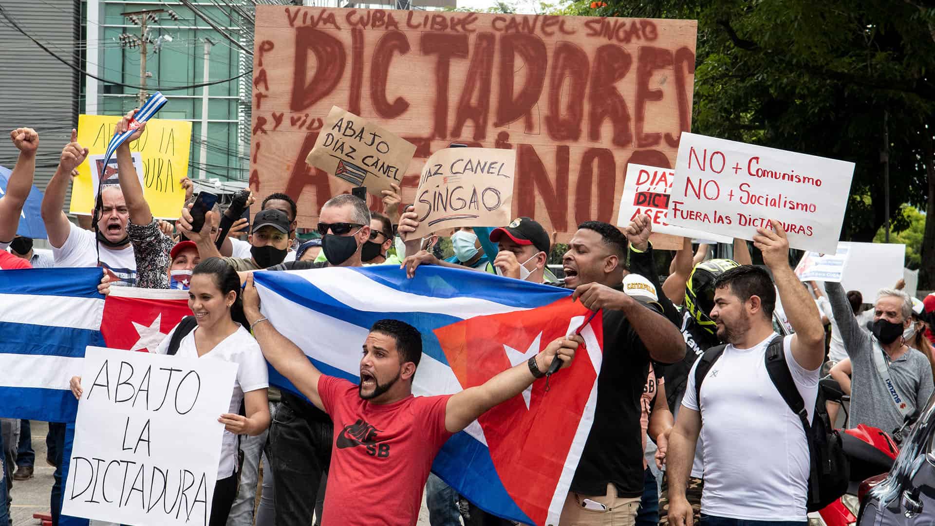 Cubains manifestent