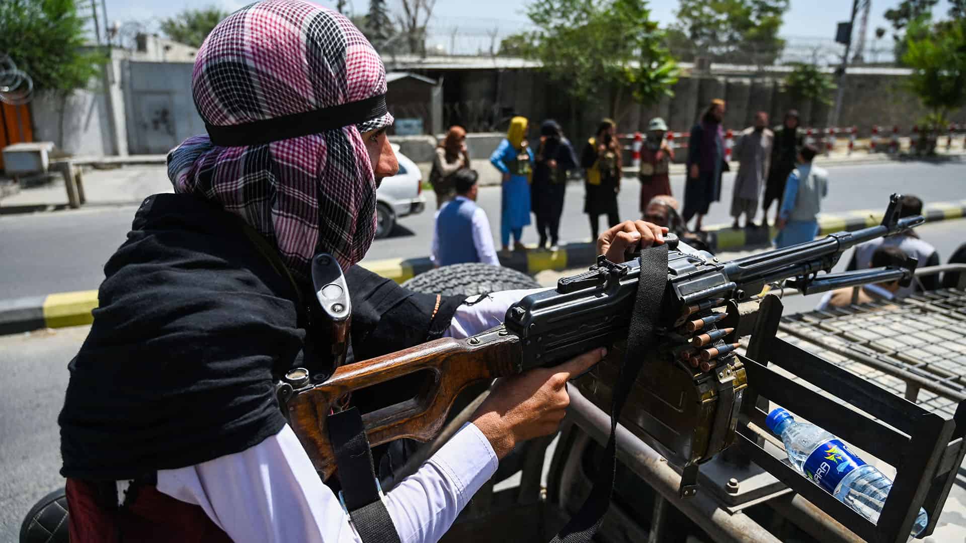 Taliban armé