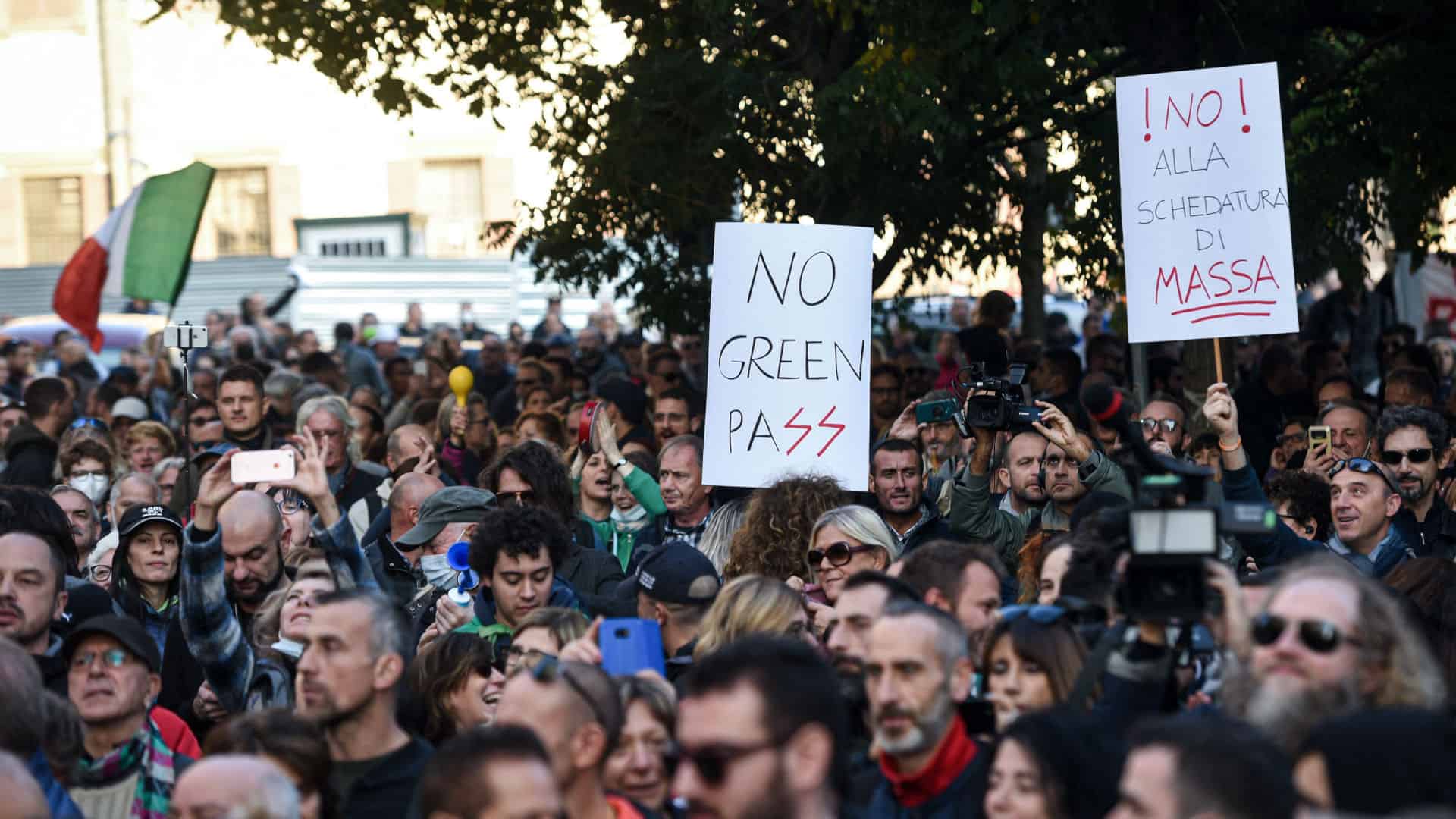 Italiens contre le pass sanitaire