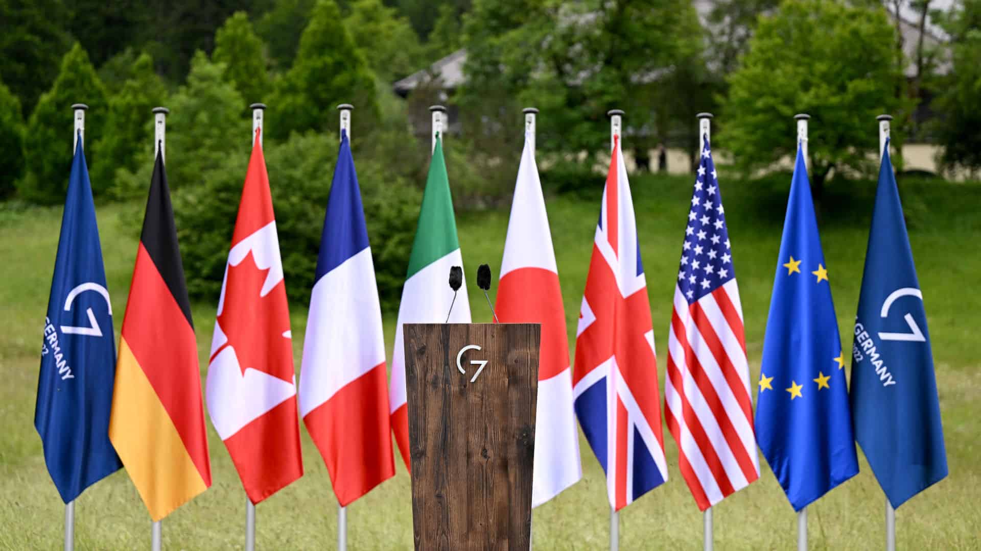 G7